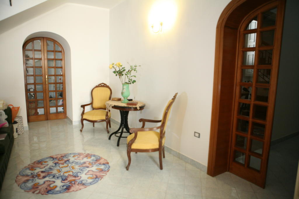 Sorelle De Filippis Salve Esterno foto